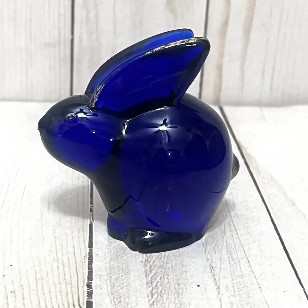 Oneida Cobalt Blue Crystal Glass Bunny Rabbit Paperweight Vintage Fig **chipped